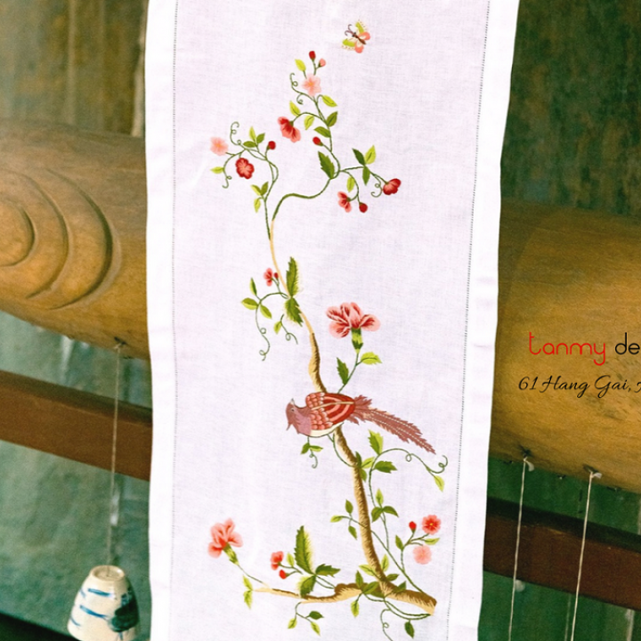 Table runner - phoenix embroidery